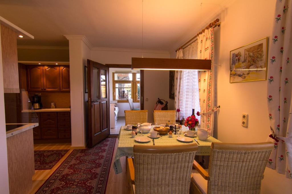 Ferienwohnungen Soravia Gamlitz Kamer foto